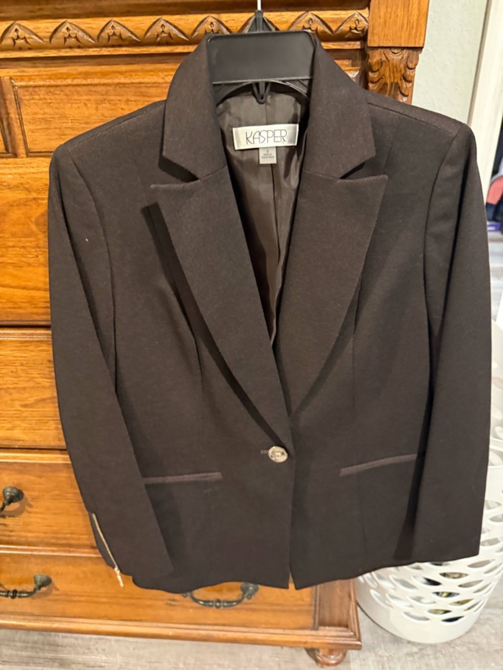 Kasper Black Single-Button Women's Suit Jacket